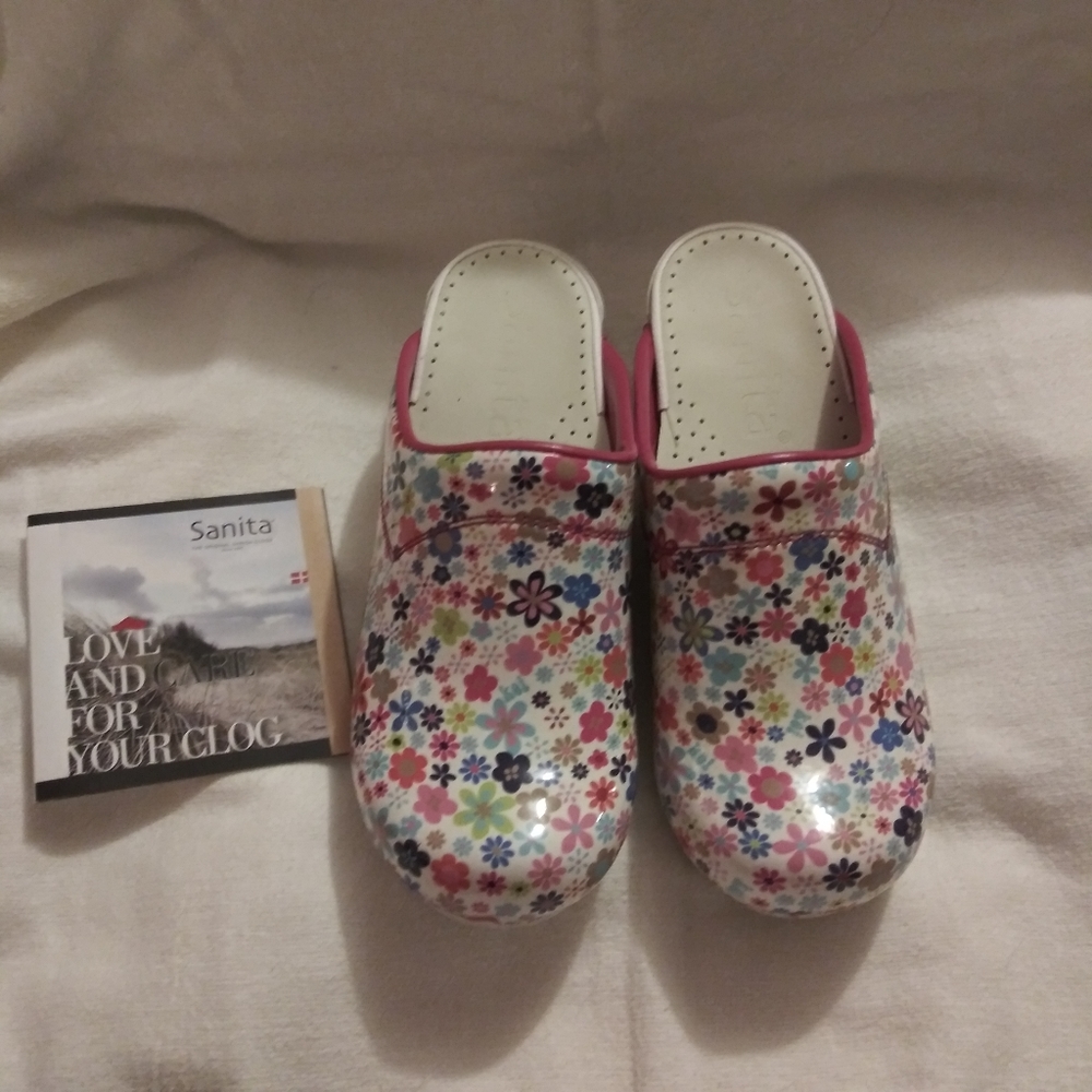 Sanita "Little Flowers" White/ Pink Floral Clogs